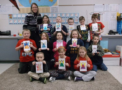 2014 Luck Elementary K-2 make angels for ACS event - Photo Number 3