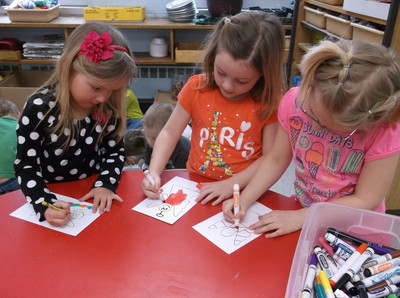 2014 Luck Elementary K-2 make angels for ACS event - Photo Number 8