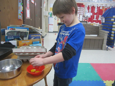 2015 Dr. Seuss Day  /  Read Across America - Photo Number 4