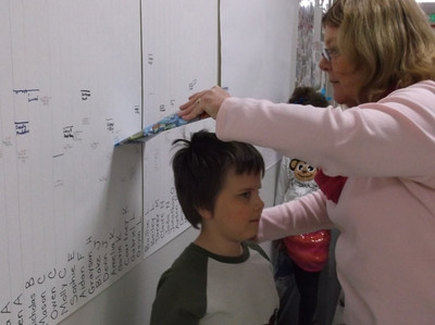 2015 April RIF Book Distribution - Photo Number 2