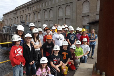 2015 Spring 6th Grade SCF Field Trip - Photo Number 2